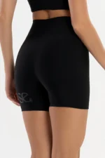 Shorts Perpétua Preto - Imagem 2