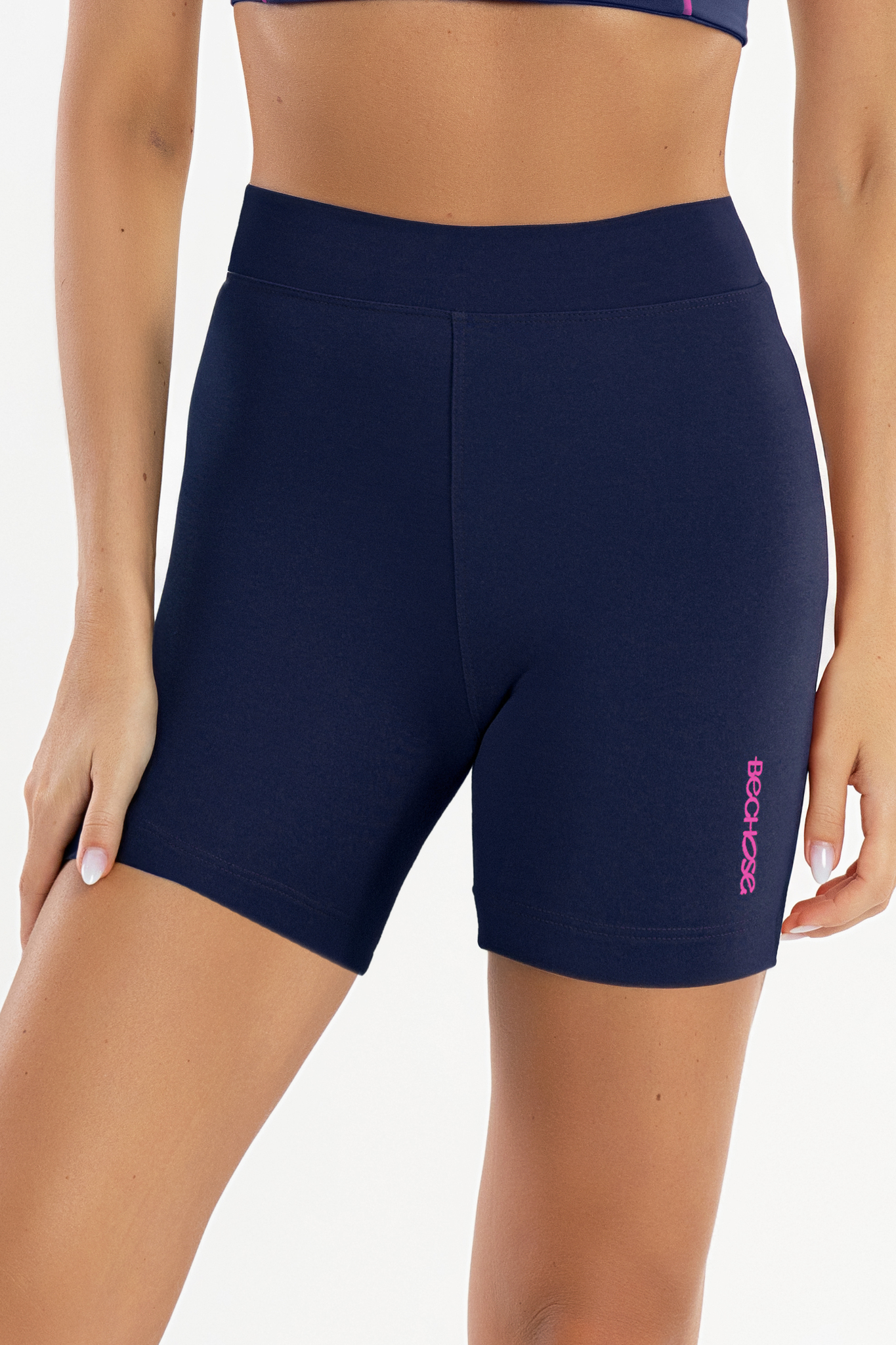 BECHOSE-Shorts Perpetua Azul Marinho Rosa Sorvete-1 (1) redimensionada Shorts Peônia Azul Marinho / Rosa Sorvete - Imagem 1