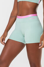 Shorts Amarílis Verde Jade /  Rosa Sorvete Glow - Imagem 4